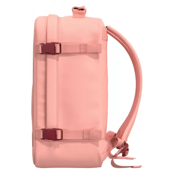  Hátizsák CABINZERO Classic 36L MACAROON RÓZSASZÍN 