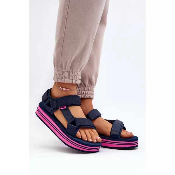  Női szandál LEE COOPER LCW-24-05-2753L TENGERÉSZ/FUKSZIA 
