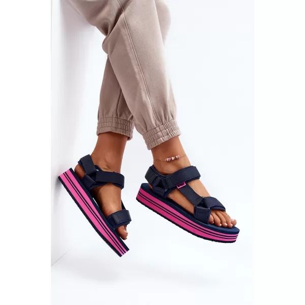  Női szandál LEE COOPER LCW-24-05-2753L TENGERÉSZ/FUKSZIA 