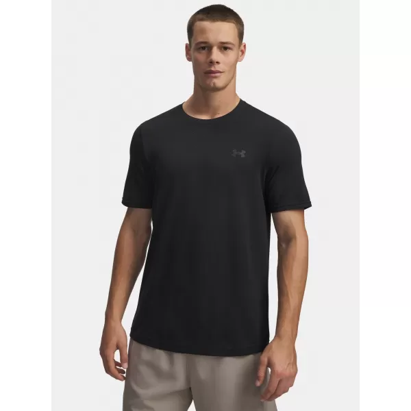  Férfi póló VANISH SEAMLESS ÚJDONSÁG SS 6010603-001 BLACK Under Armour 