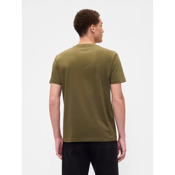  Férfi póló GAP LOGO TEE 857901-17 ÉRETT OLAJBOGYÓ 