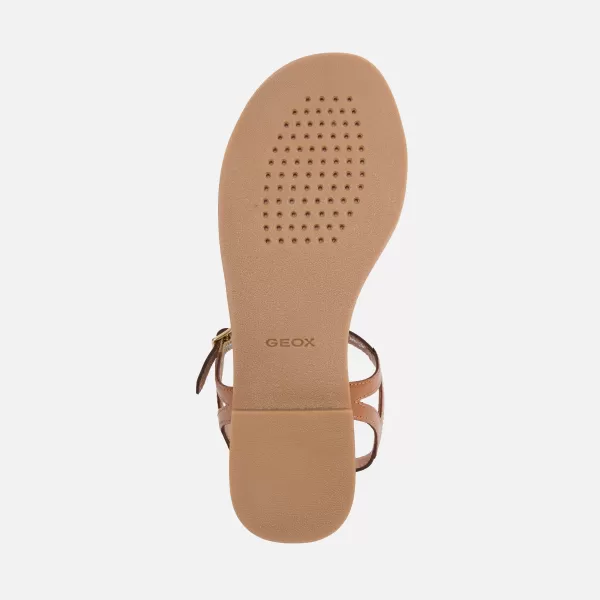  Női szandál GEOX MADDALUSIAC G013189 BARNA 