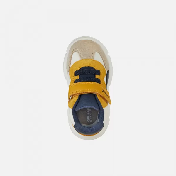  Fiú tornacipő GEOX CIUFCIUF B455RB0FU22CQ62P BÉZS 