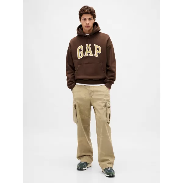  Férfi pulóver GAP HEAVYWEIGHT LOGO HOODIE PULLOVER 823104-04 SÖTÉTBARNA 