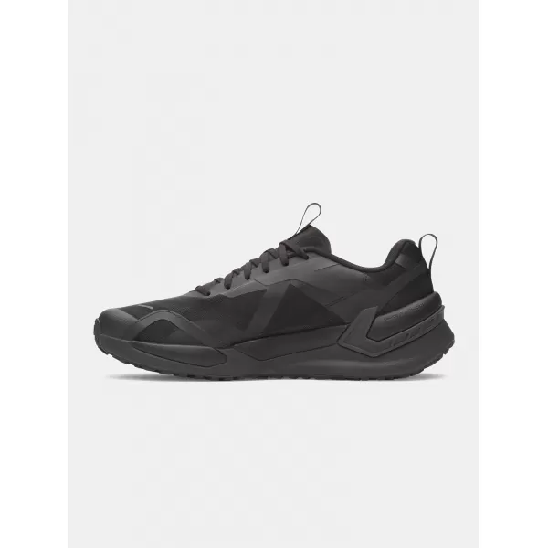  Férfi cipők UNDER ARMOUR REIGN XT 6005926-001 FEKETE 