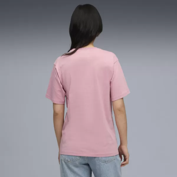 Női póló PUMA ESS NO. 1 LOGO RELAXED TEE 684970-65 KIEGYENSÚLYOZOTT RÓZSASZÍN 