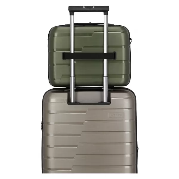  Kozmetikai tok TRAVELITE AIR BASE BEAUTY CASE OLAJBOGYÓ 
