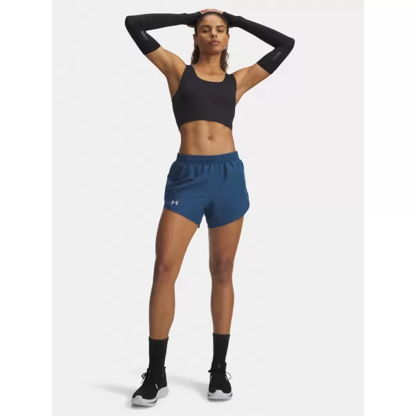  Női rövidnadrág UNDER ARMOUR UA FLY BY 3'' SHORTS 1382438-498 KÉK 