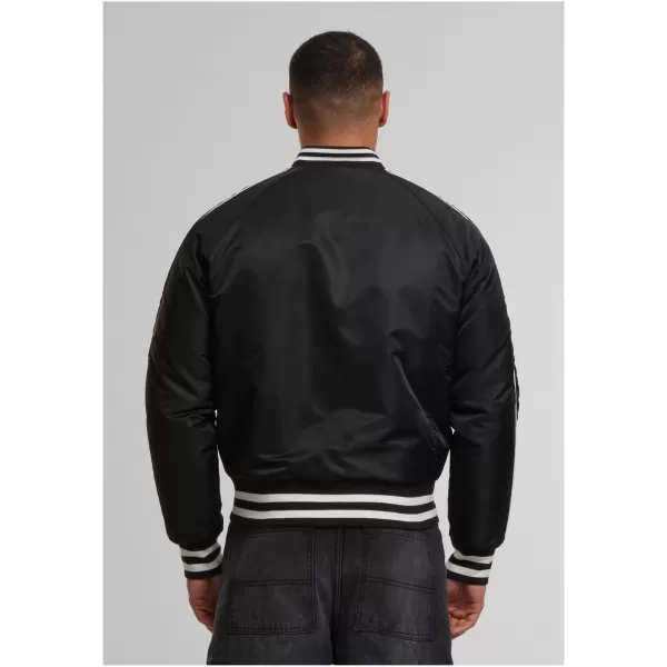  Férfi dzseki URBAN CLASSICS TB7331 FEKETE 