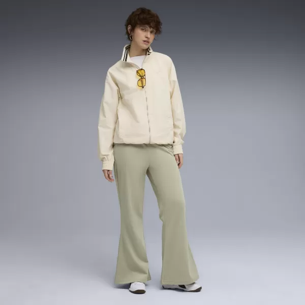  Női nadrág PUMA WARDROBE ESS FLARED PANTS 632045-82 LUX HADSEREG 