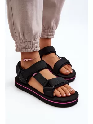 Női szandál LEE COOPER LCW-24-05-2751L FEKETE