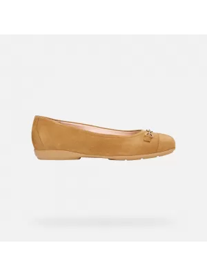 Női balerinák GEOX ANNYTAH G012968 BARNA