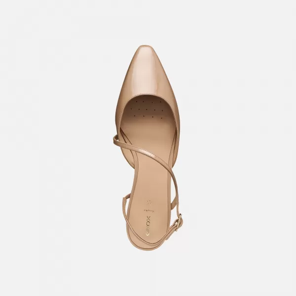  Női balerinák GEOX GISELDA15 G013213 VILÁGOSBARNA 