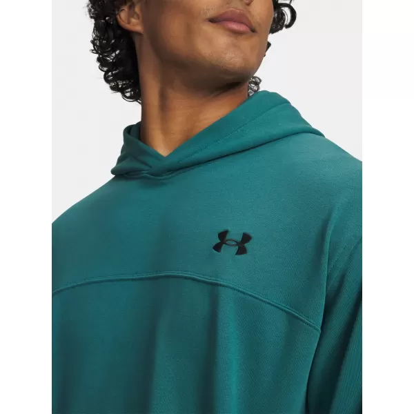  Férfi pulóver UNDER ARMOUR UA RIVAL LW HOODIE 6012335-338 FEKETE 
