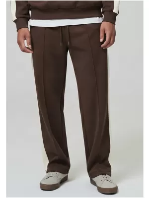 Férfi melegítőnadrág URBAN CLASSICS TB8614-00075 BARNA