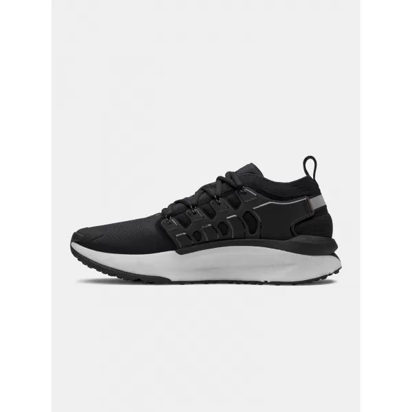  Férfi cipők UNDER ARMOUR UA PHANTOM X 6007183-001 FEKETE 