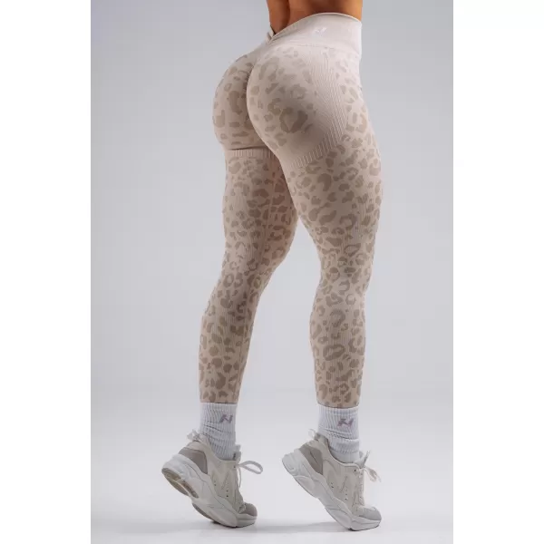  Kompressziós push-up leggings leopárdmintával NEBBIA PRIMAL 849 KRÉMLEOPÁRD 