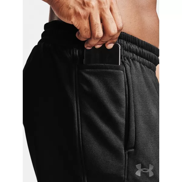  Férfi melegítőnadrág UNDER ARMOUR ARMOUR FLEECE PANTS 1357121-001 FEKETE 