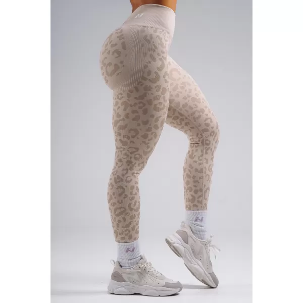 Kompressziós push-up leggings leopárdmintával NEBBIA PRIMAL 849 KRÉMLEOPÁRD 