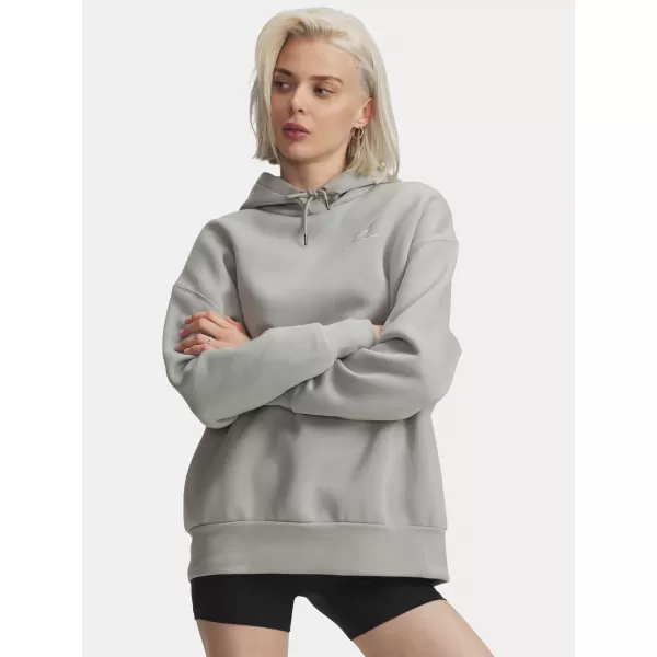  Női pulóver UNDER ARMOUR ICON FLEECE OS HOODIE 1379495-069 SZÜRKE 