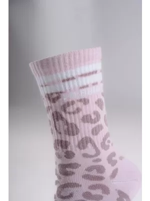 Legénységi zokni leopárdmintával NEBBIA PRIMAL 106 RÓZSASZÍN LEOPÁRD