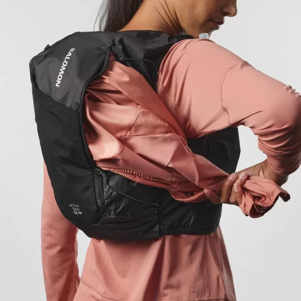  Női hátizsák SALOMON ACTIVE SKIN 12 LC2178600 FEKETE/FÉM 