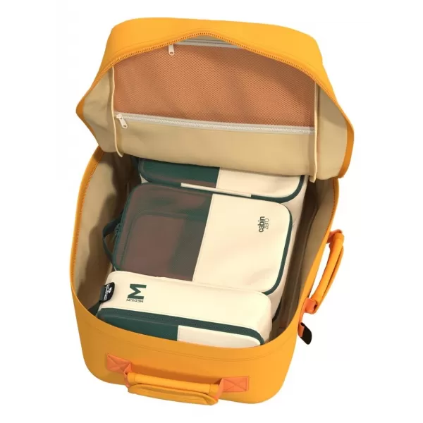  Hátizsák CABINZERO Classic 36L MÉHSEJT 