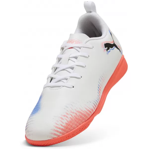  Gyerek beltéri cipő PUMA FUTURE 8 PLAY IT JR 108627-01 FEHÉR/FEKETE/VILÁGÍTÓ VÖRÖS 