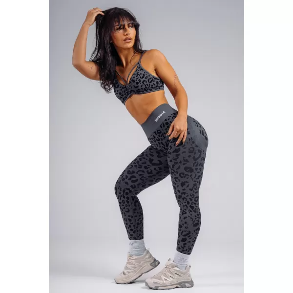  Közepes tartású leopárdmintás sportmelltartó NEBBIA PRIMAL 854 FEKETE LEOPÁRD 