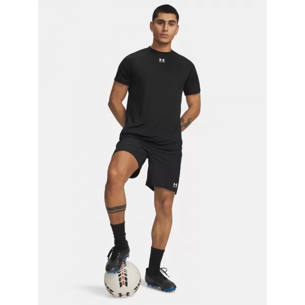  Férfi rövidnadrág UNDER ARMOUR M CHALLENGER PRO SHORTS 6009621-008 FEKETE 