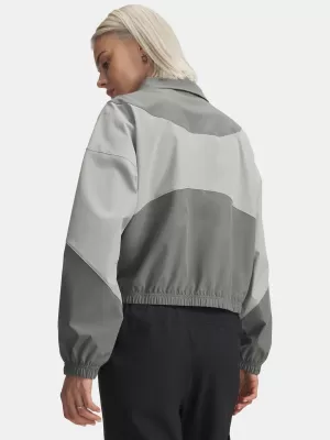 Női kabát UNDER ARMOUR RIVAL WOVEN JACKET 1389631-709 FEHÉR