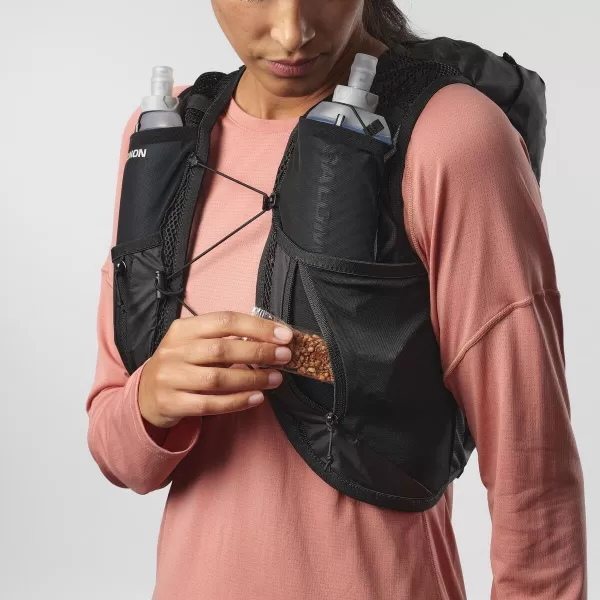 Női hátizsák SALOMON ACTIVE SKIN 12 LC2178600 FEKETE/FÉM 