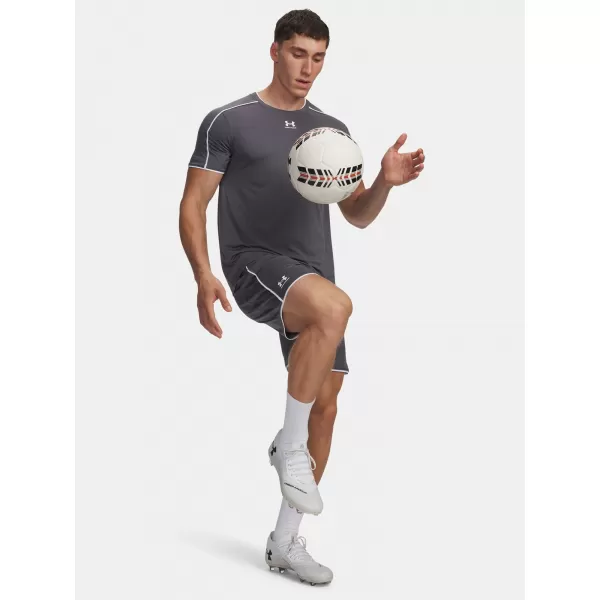 Férfi rövidnadrág UNDER ARMOUR M CHALLENGER TRAIN SHORT 6009896-025 SZÜRKE 