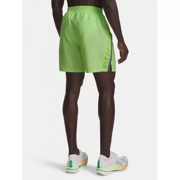  Férfi rövidnadrág UNDER ARMOUR LAUNCH 7'' SHORTS 1382620-712 ZÖLD 