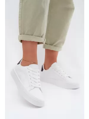 Női tornacipő BIG STAR SHOES TT274928 FEHÉR