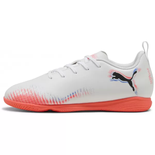  Gyerek beltéri cipő PUMA FUTURE 8 PLAY IT JR 108627-01 FEHÉR/FEKETE/VILÁGÍTÓ VÖRÖS 