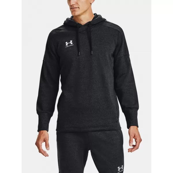  Férfi pulóver UNDER ARMOUR ACCELERATE OFF-PITCH HOODIE 1356763-001 FEKETE 