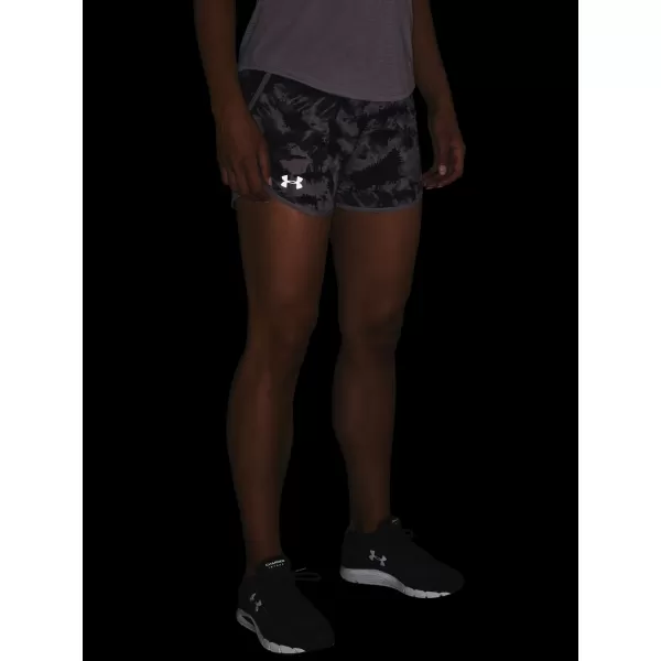  Női rövidnadrág UNDER ARMOUR W UA FLY BY 2.0 PRINTED SHORT 1350198-591 LILA 