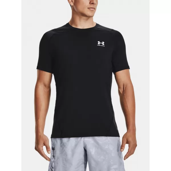  Férfi póló UNDER ARMOUR HG ARMOUR FITTED SS 1361683-001 FEKETE 
