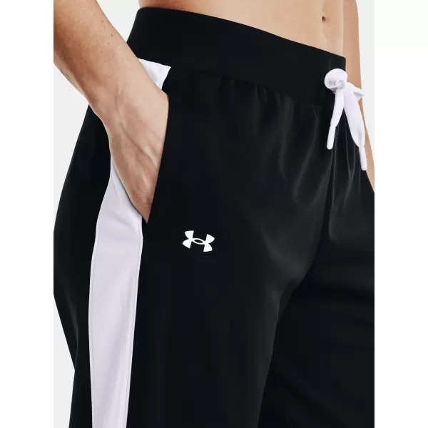  Női szett UNDER ARMOUR TRICOT TRACKSUIT 1365147-001 FEKETE 