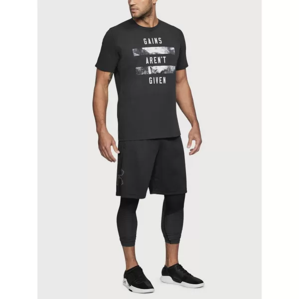  Férfi rövidnadrág UNDER ARMOUR TECH GRAPHIC SHORT 1306443-001 FEKETE 