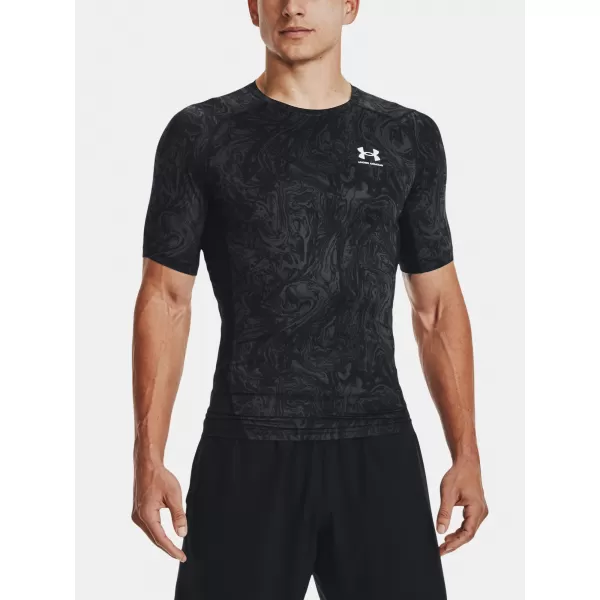  Férfi póló UNDER ARMOUR UA HG ARMOUR COMP PRINT SS 1370324-001 FEKETE 