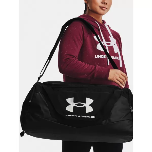  Táska UNDER ARMOUR UA STORM UNDENIABLE 5.0 DUFFLE MD 1369223-001 FEKETE 