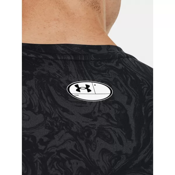  Férfi póló UNDER ARMOUR UA HG ARMOUR COMP PRINT SS 1370324-001 FEKETE 