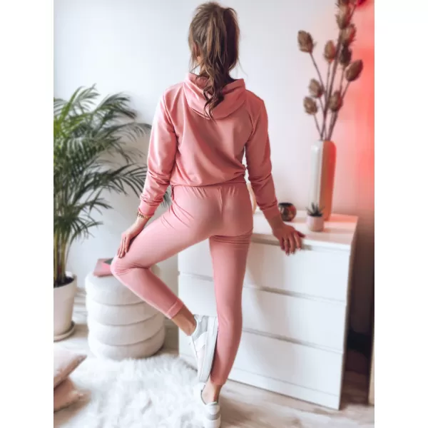  Pályafutás DSTREET AY0808 RÓZSASZÍN 