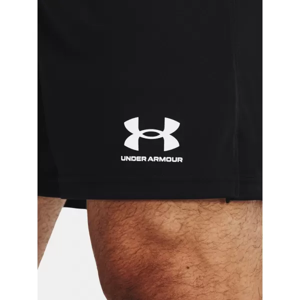  Férfi rövidnadrág UNDER ARMOUR CHALLENGER CORE SHORT 1372691-001 FEKETE 