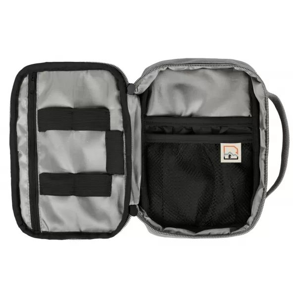  Ház HANNAH TRAVEL CASE EZÜST ZSÁLYA 