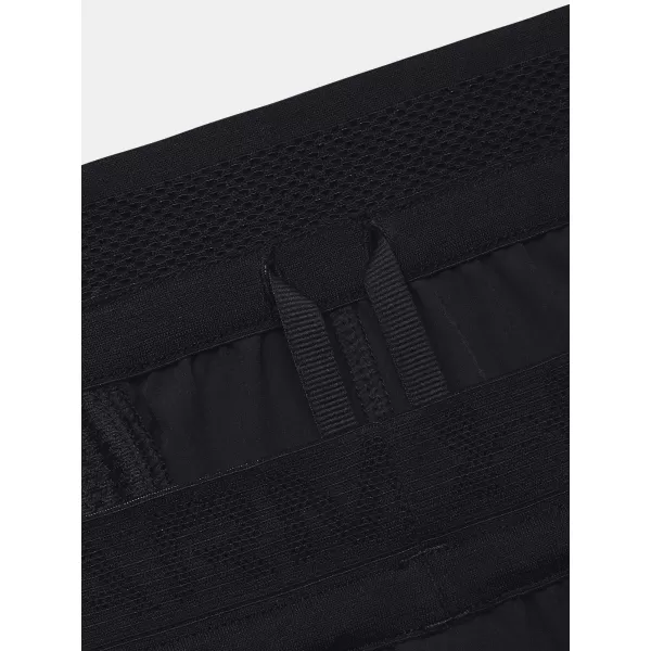  Férfi rövidnadrág UNDER ARMOUR UA PEAK WOVEN SHORTS 1376782-001 FEKETE 