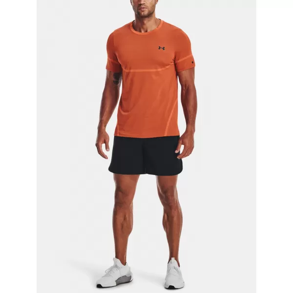  Férfi rövidnadrág UNDER ARMOUR UA PEAK WOVEN SHORTS 1376782-001 FEKETE 
