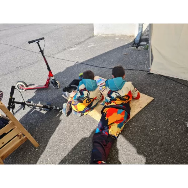  Gyermek softshell nadrág WAMU MOUNTAIN BIKE TMAVÁ SZÍNESEBB 